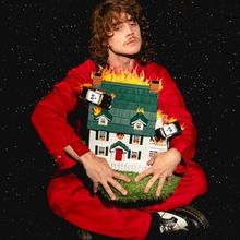 Roe Kapara to Release New EP 'Big Cigars and Satin Shorts;' Listen to a New Single