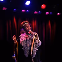 BWW Interview: At Home With Avery Sommers