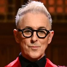 Video: Alan Cumming Hosts THE TRAITORS Season Two With Peppermint & More