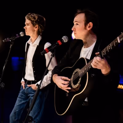 Interview: Brendan Jacob Smith of THE SIMON & GARFUNKEL STORY at Southern Theatre