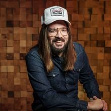 Overture Welcomes Dusty Slay With THE NIGHT SHIFT TOUR