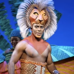 Video: The Cast of THE LION KING in Brazil Performs 'Circle of Life' and More