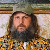 KING TUFF Shares New Single 'Tell Me'