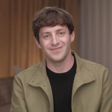Exclusive: Alex Edelman Talks Journey From JUST FOR US to Peacock’s THE PAPER