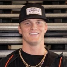 Parker McCollum Receives RIAA Gold Certification for Hit Single 'Handle On You'