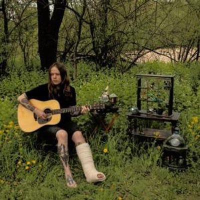 Billy Strings Shares New Song 10,000 MILES FROM A FRIEND