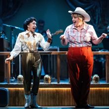 Review: ALWAYS...PATSY CLINE at Drury Lane Theatre Oakbrook Terrace, IL