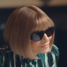 Video: Hulu Releases Trailer for Fashion Docuseries IN VOGUE: THE 90S