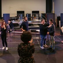 FOTOS: JUGAR CON FUEGO comienza sus ensayos para su estreno en el Teatro de la Zarzue