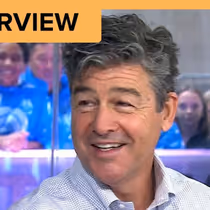 Kyle Chandler on His LANTERNS Hesitation, Aaron Pierre Bond and 'Silver Fox' Label