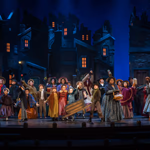Review: A CHRISTMAS CAROL at Pabst Theater