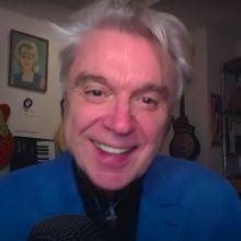 VIDEO: David Byrne Talks AMERICAN UTOPIA 'Unchained' Performances on LATE NIGHT