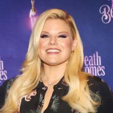 Megan Hilty, Jennifer Hudson, & More Join NBC's CHRISTMAS IN ROCKEFELLER CENTER