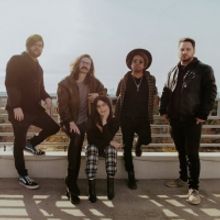 glimmers release new EP 'Worlds Apart'