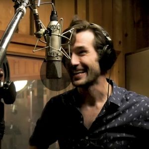 Video: Watch the Cast of SHUCKED Record the Act 1 Finale