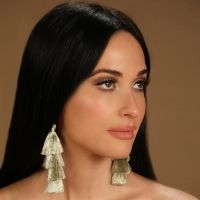Kacey Musgraves with Willie Nelson, Blake Shelton, and More Announced to Perform on…
