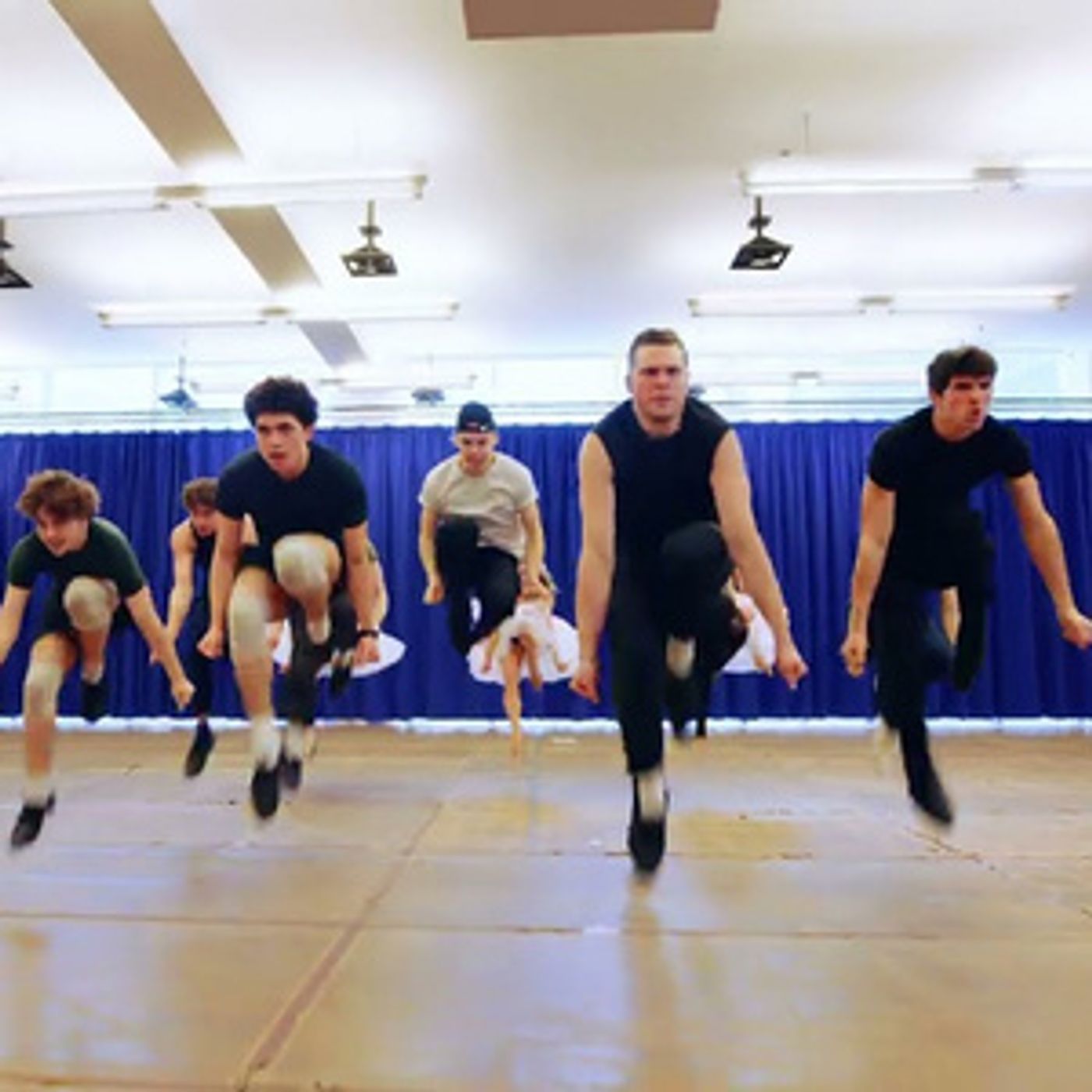 Wake Up With BroadwayWorld May 27, 2026- Inside CATS: THE JELLICLE BALL Choreo and More Image