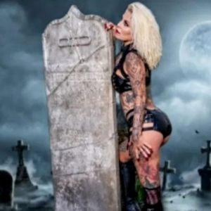 Feature: MICHELLE MARTINDILL, Finalist at Face Of Horror