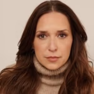 Kelli Barrett and Jessica Vosk Will Lead BEACHES Musical at Theatre Calgary