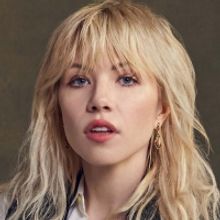 Carly Rae Jepsen Premieres New Single 'Western Wind'