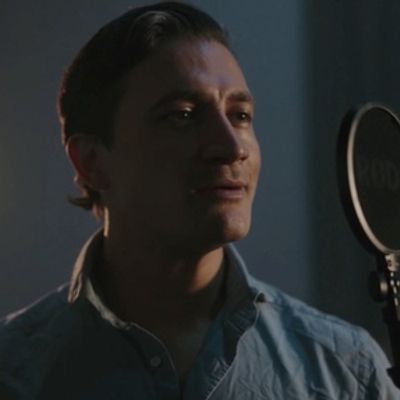 Video: Dean John-Wilson Performs 'In The Light' From A MIRRORED MONET