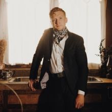 Tyler Childers Unveils 'Snipe Hunter' Tracklist, Shares 'Oneida' Single