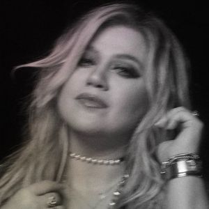 Kelly Clarkson Drops New Single 'Favorite Kind of High' Co-Written By Carly Rae Jepsen