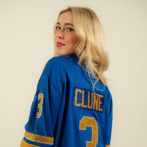 Pop-Rock Artist Cami Clune Sets New Album 'Should Be Sleeping'