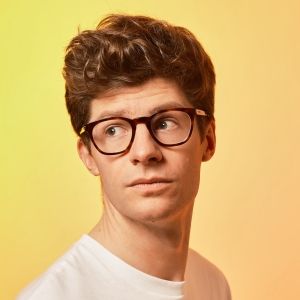 Radio 4 Comedian Alex Kealy Returns To The Edinburgh Fringe