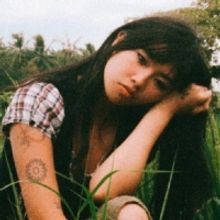 beabadoobee Releases 'Glue Song' Single For Valentine's Day