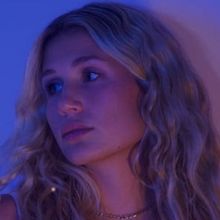 Ashley Elle Unveils New Single 'Somebody's Somebody'