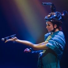 Review: HA HA HA HA HA HA HA at Woolly Mammoth Theatre