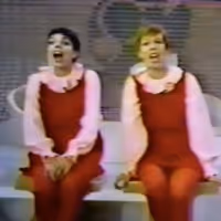 VIDEO: Pass the Time with a Medley from Liza Minnelli & Carol Burnett! Video