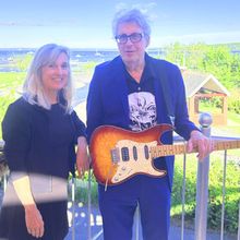 BEES DELUXE to Play Hartford's Black Eyed Sally's
