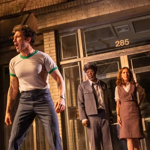 How David Korins' Scenic Design Helps Build the Tension in DOG DAY AFTERNOON