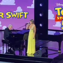 Video: Taylor Swift Performs New TOY STORY 5 Song at Film Premiere