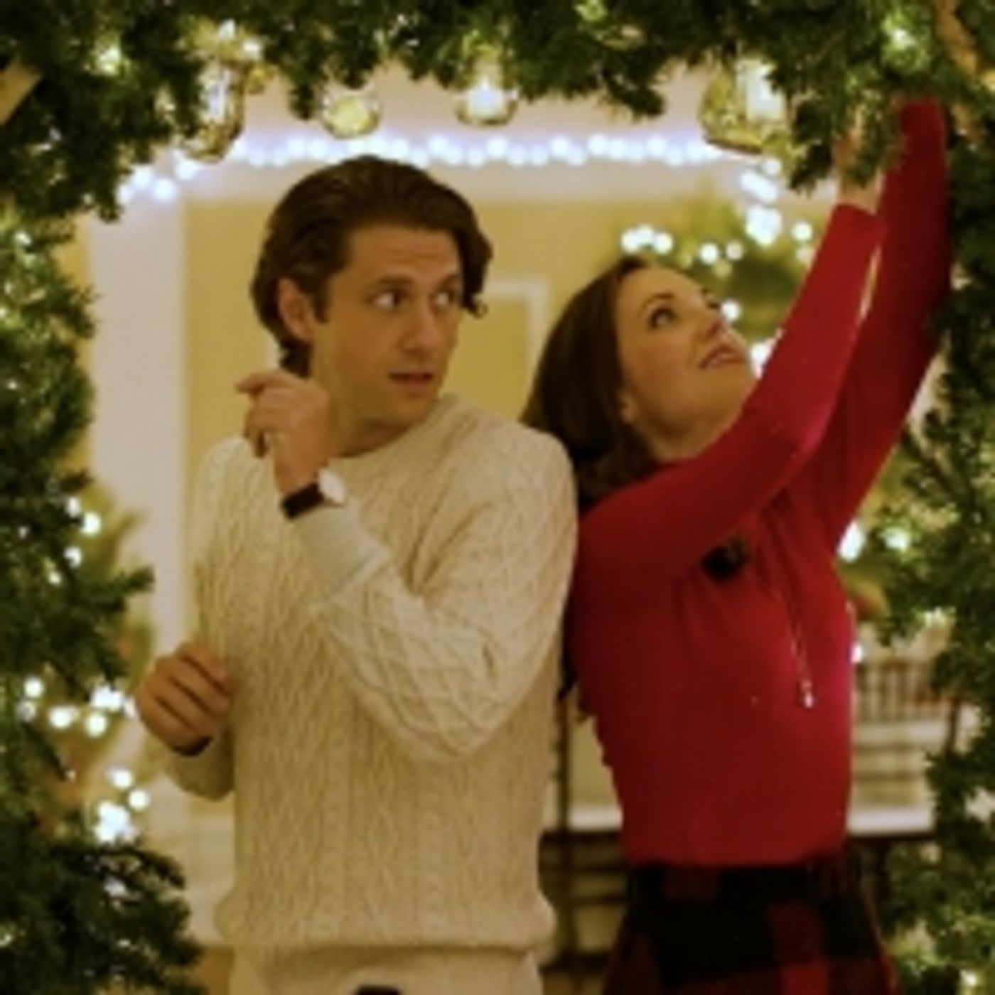 Wake Up With BWW 10/6: Trailer For ONE ROYAL HOLIDAY With Aaron Tveit and Laura Osnes, and More!  Image