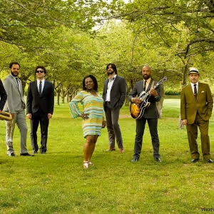 Sharon Jones and the Dap-Kings to Release Anniversary Edition of 'Naturally'