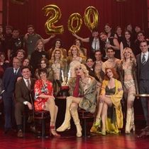 TV: CABARET celebra 200 funciones en el UMusic Hotel Teatro Albéniz