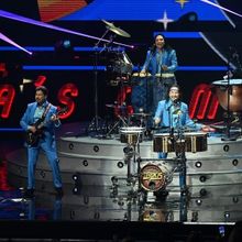 Los Bukis Kicks Off Spanish-Language Residency with a Completely Sold Out Weekend