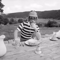 Photos: Elton John's ROCK OF THE WESTIES Gets 50th Anniversary Reissue