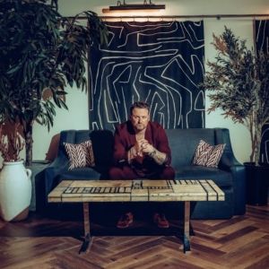Vince Freeman Announces Long-Awaited Debut LP With New Single 'Powers'
