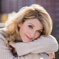 BWW Exclusive: Quarantine Qs with Tony Winner Victoria Clark