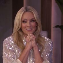 Video: Jane Krakowski Praises Joe Mantello, Talks Broadway Return in OH, MARY!