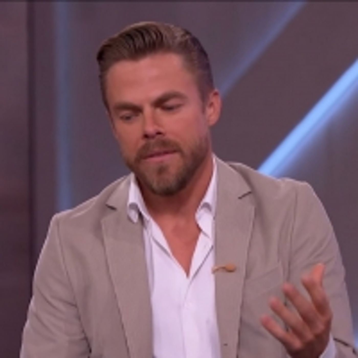 Wake Up With BWW 9/30: THE SPONGEBOB MUSICAL Comes to DVD in November, and More!  Image