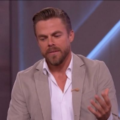 VIDEO: Derek Hough Has Dancing Tips for Tyra Banks on THE KELLY CLARKSON SHOW