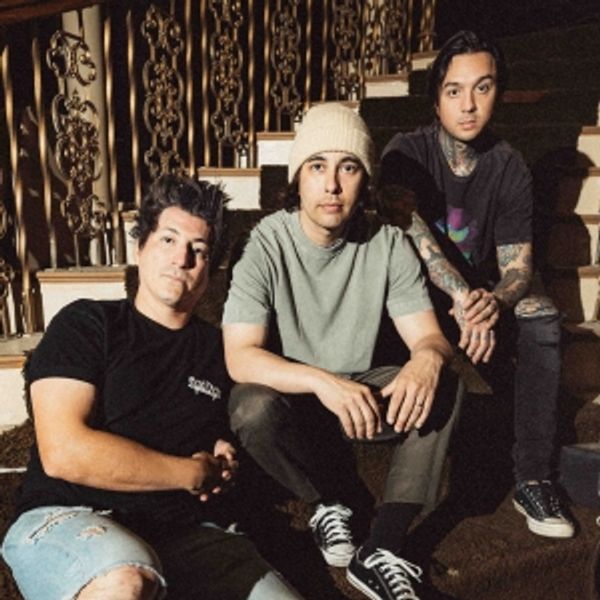 Video: Pierce The Veil Share '12 Fractures' (Feat. chloe moriondo) Visual Photo