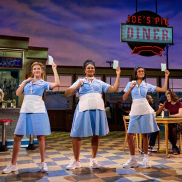 Photos: First Look at WAITRESS 10th Anniversary Tour Photo