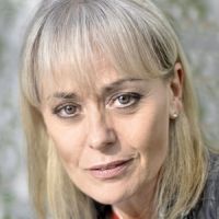 Tracie Bennett Will Take on Gender-Swapped Role in HOW TO SUCCEED IN BUSINESS…