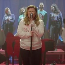 VIDEO: Kelly Clarkson Shares Live Stripped Performance of 'Christmas Isn't Cancelled'